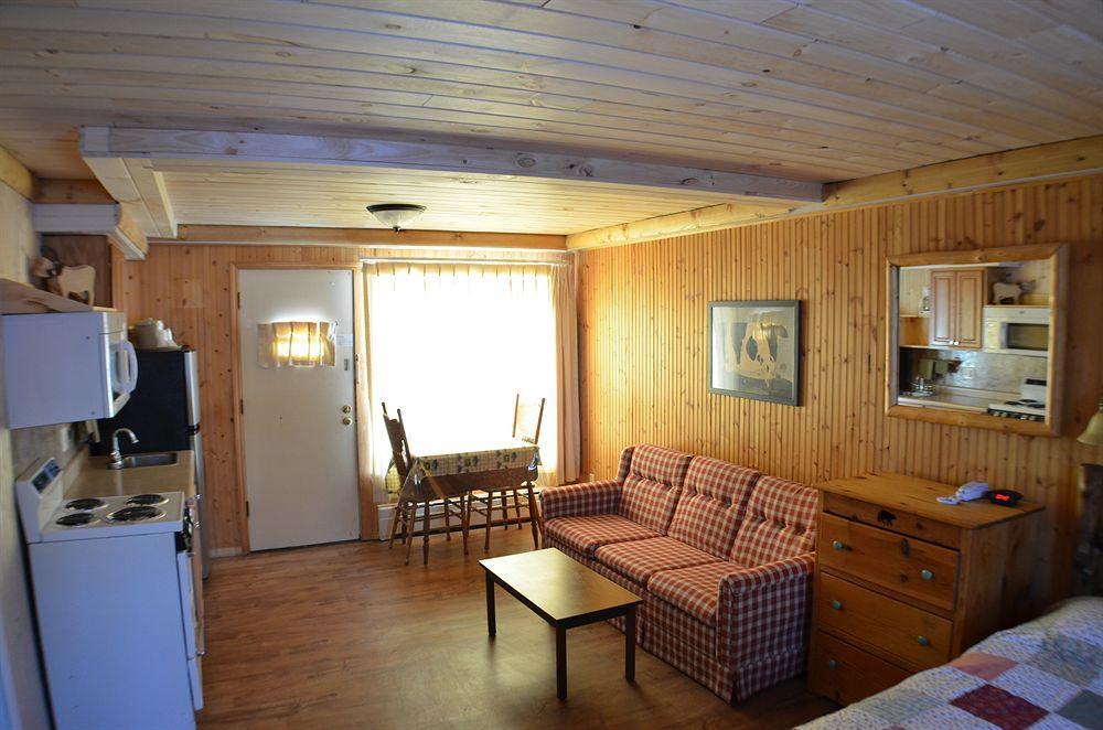 Curriers Lakeview Lodge Rice Lake Bagian luar foto