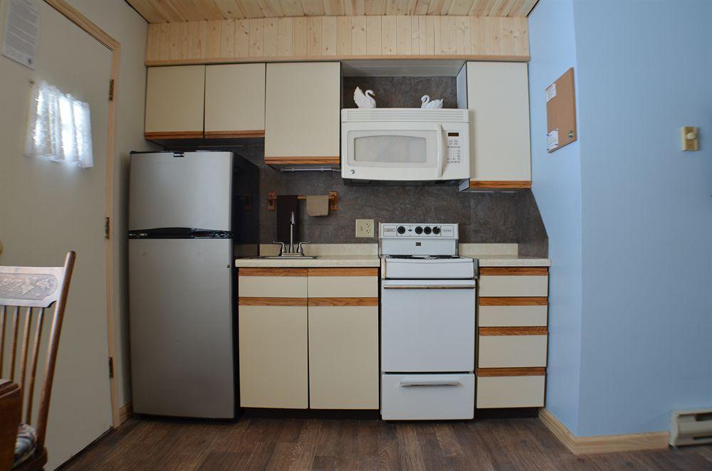Curriers Lakeview Lodge Rice Lake Bagian luar foto