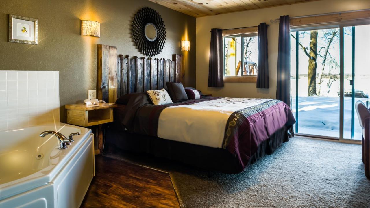 Curriers Lakeview Lodge Rice Lake Ruang foto