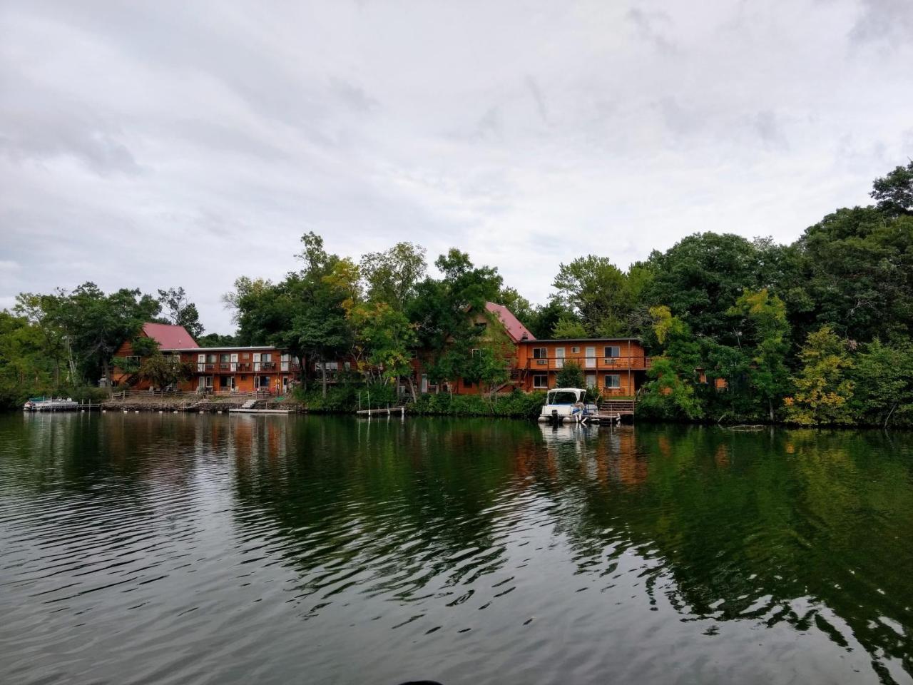 Curriers Lakeview Lodge Rice Lake Bagian luar foto