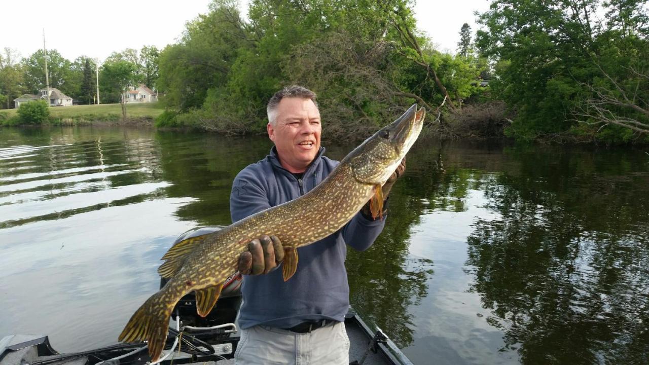 Curriers Lakeview Lodge Rice Lake Bagian luar foto