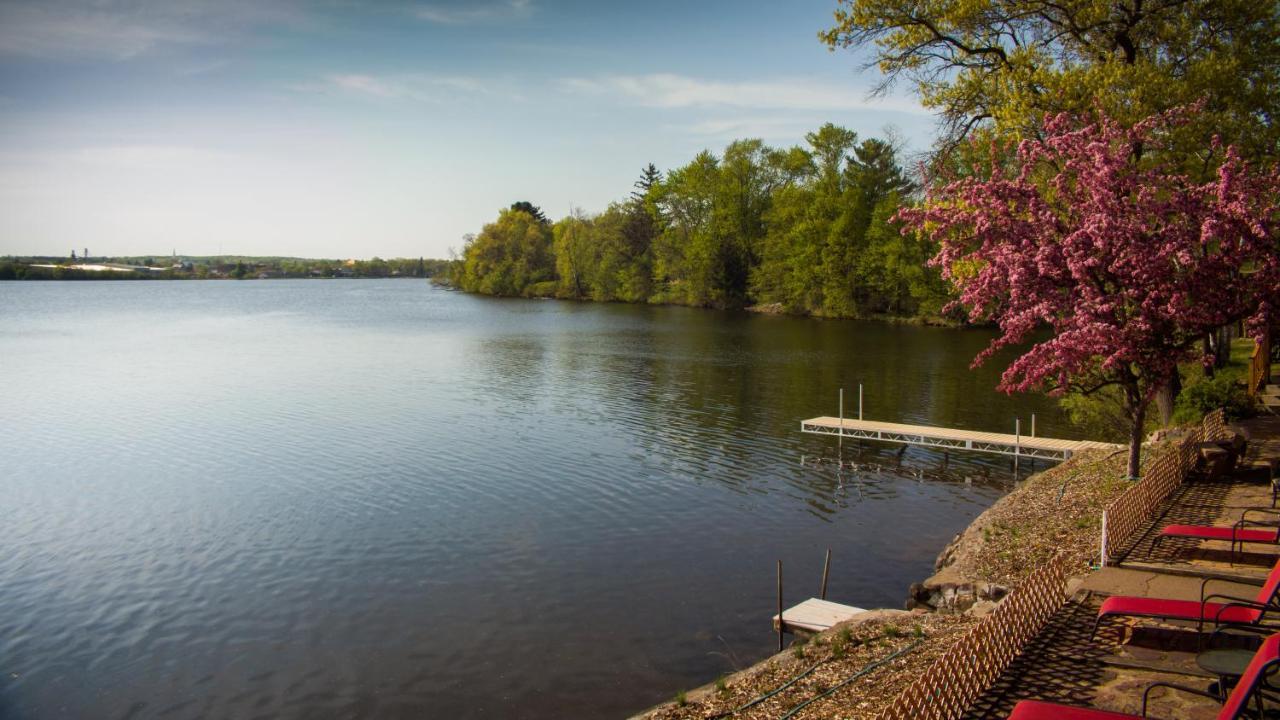 Curriers Lakeview Lodge Rice Lake Bagian luar foto