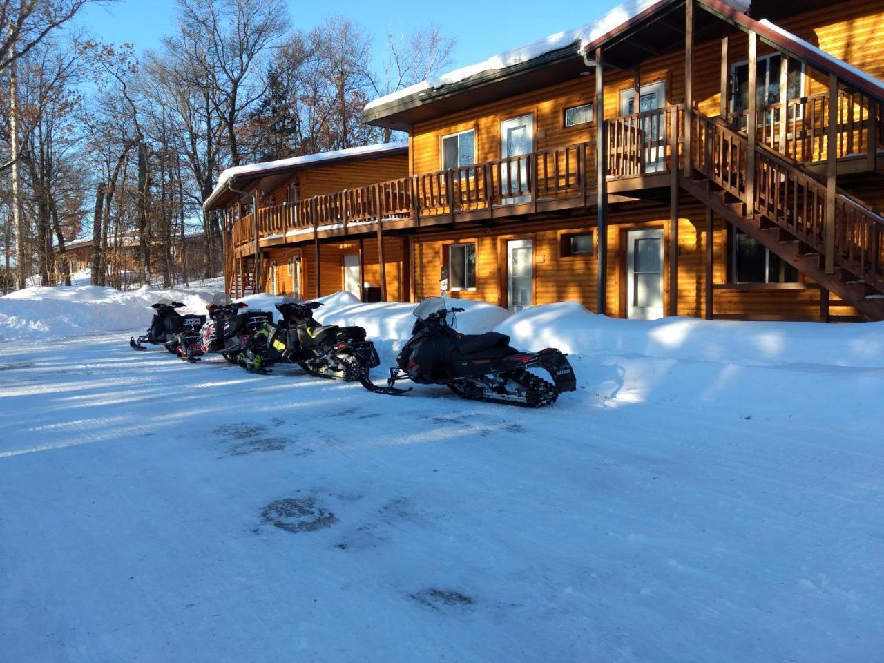 Curriers Lakeview Lodge Rice Lake Bagian luar foto